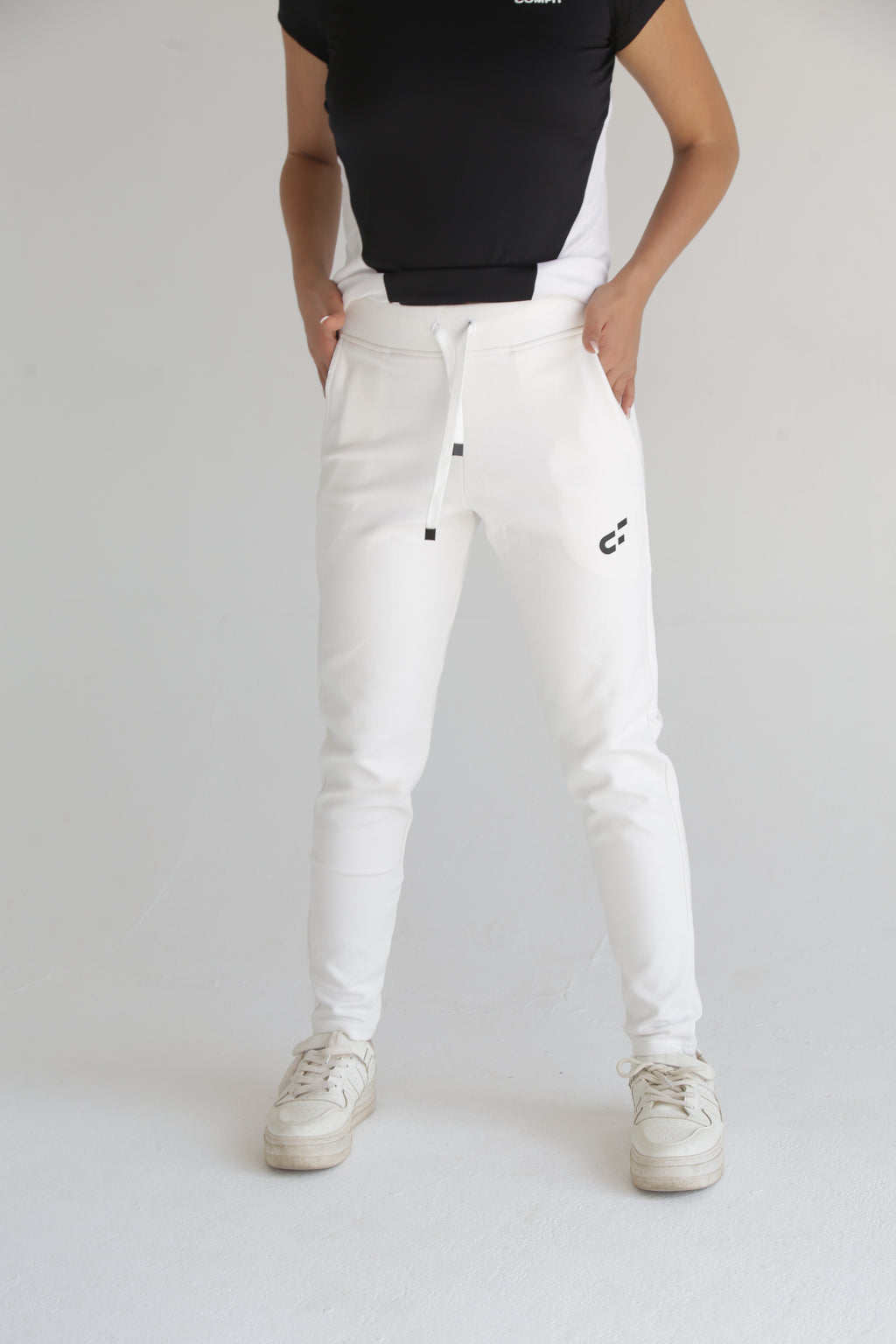 JOGGER PANTS