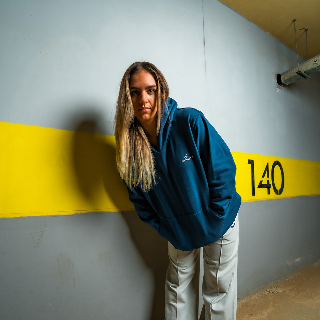 FEMALE OVER SIZED COMFIT HOODIE